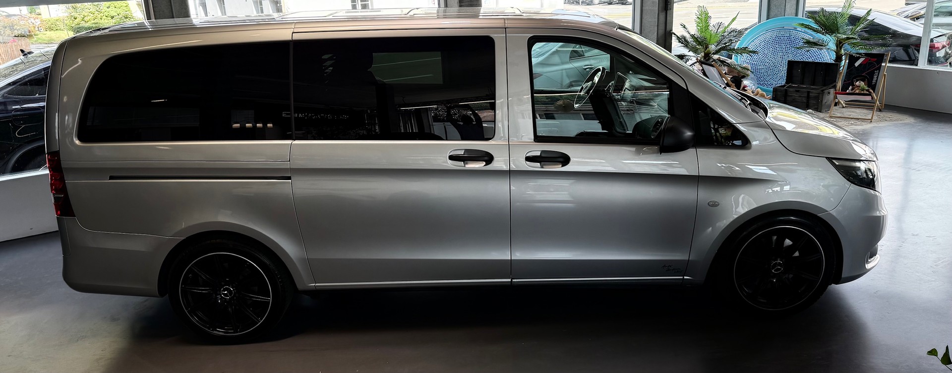 MERCEDES-BENZ Vito 119 BlueTEC Tourer Select EL 7G-Tronic-image-3