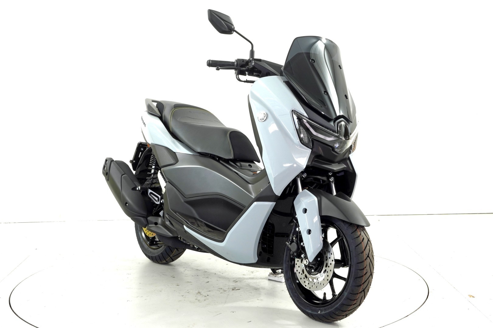 YAMAHA N-MAX 125 TechMax-showroom-element-1