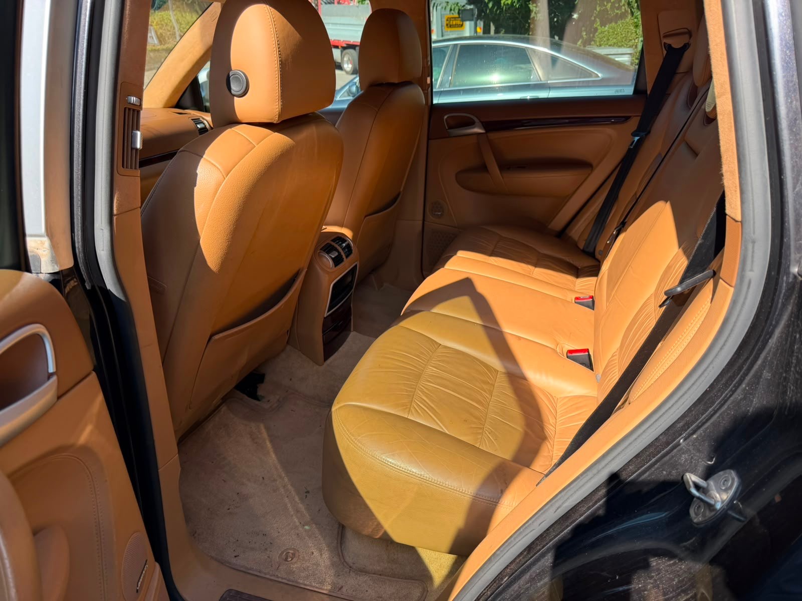 PORSCHE Cayenne Turbo-image-3