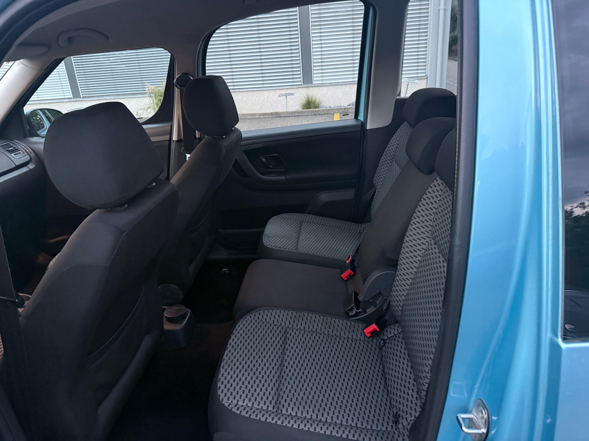 SKODA Roomster 1.2 TSI Style-image-8