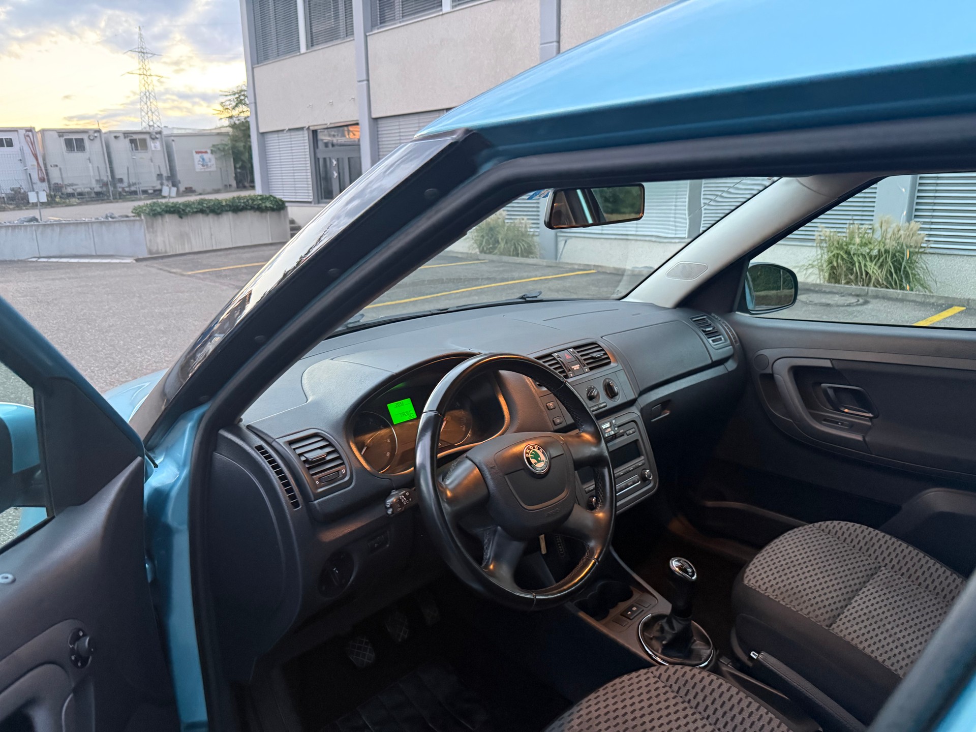 SKODA Roomster 1.2 TSI Style-image-6