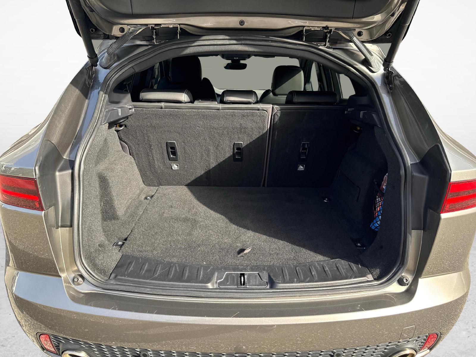 JAGUAR E-Pace 2.0 T 250 R-Dynamic HSE AWD-image-11
