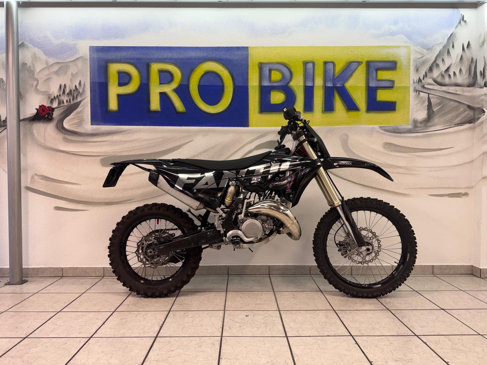 FANTIC XE 125 2T-showroom-element-1