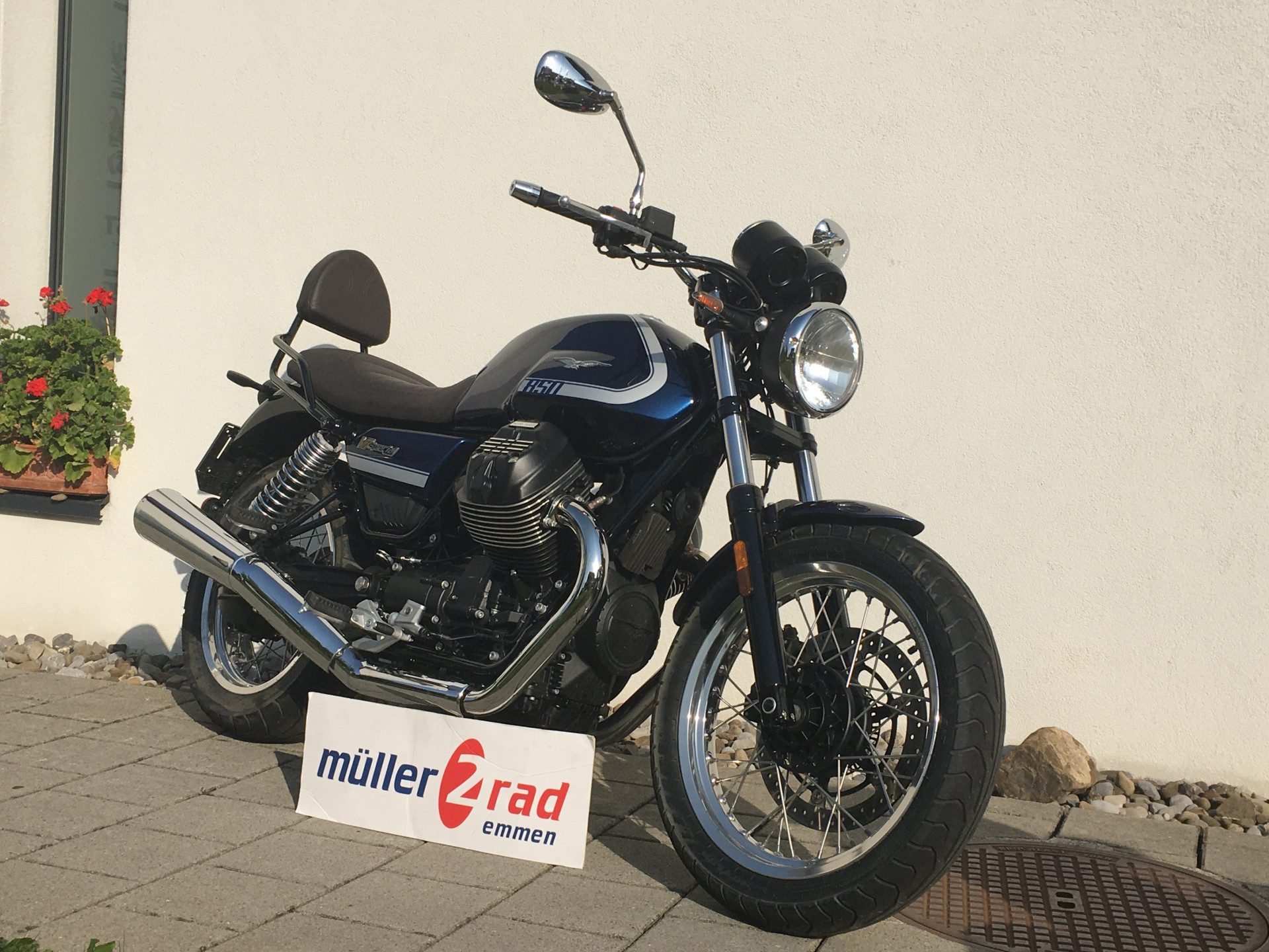 MOTO GUZZI V7 850 Special