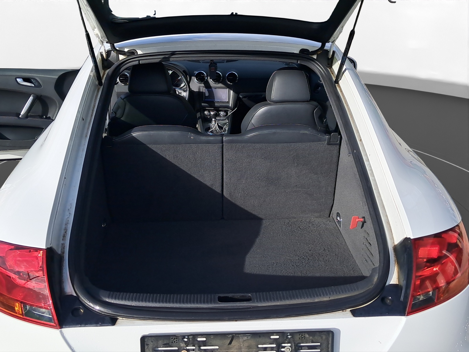 AUDI TT Coupé 2.0 TFSI-image-10
