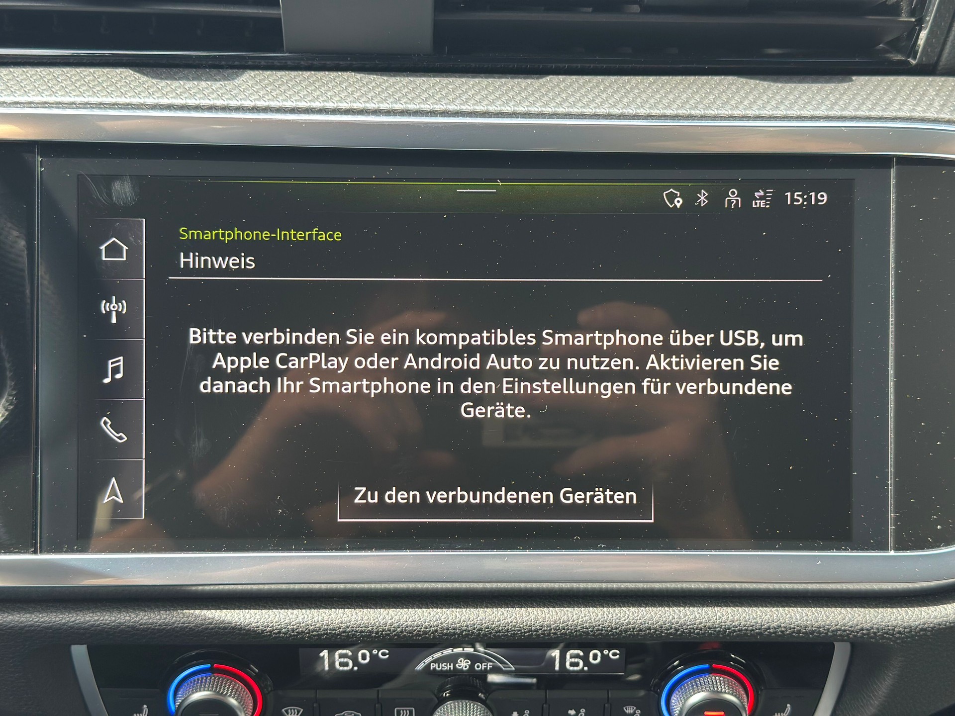 AUDI Q3 Sportback 40 TDI S line quattro S-tronic-image-12