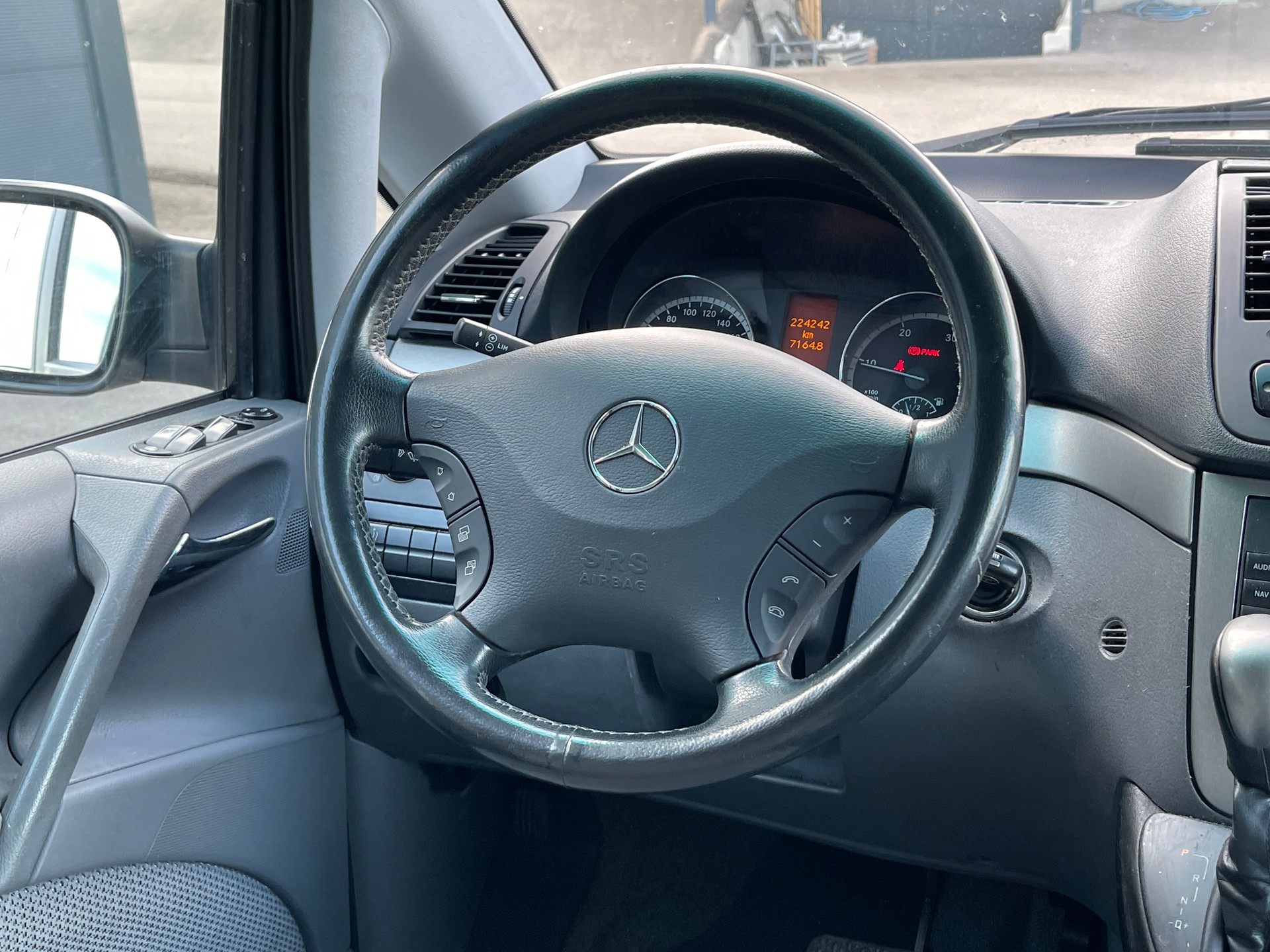 MERCEDES-BENZ Viano 2.2 CDI Trend-image-8