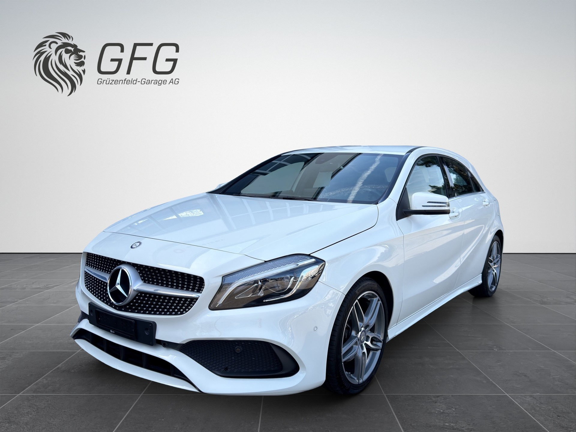 MERCEDES-BENZ A-Klasse W176 A 180 AMG Line-image-0