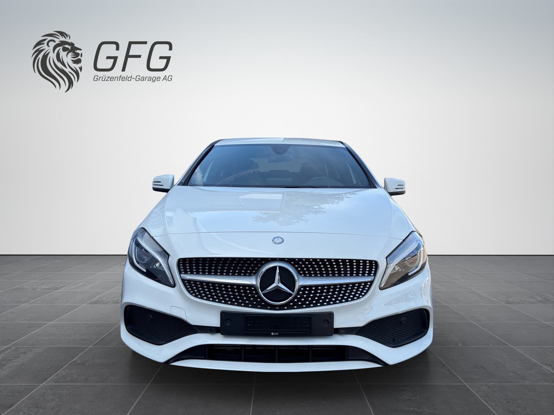 MERCEDES-BENZ A-Klasse W176 A 180 AMG Line-image-1