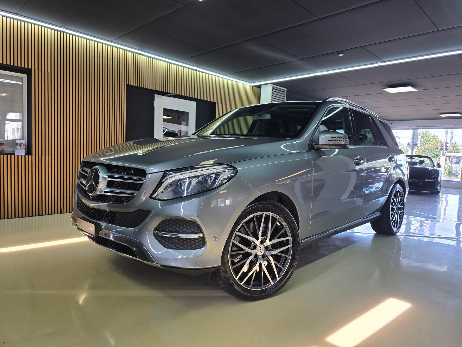 MERCEDES-BENZ GLE 500 e 4Matic 7G-Tronic-image-0