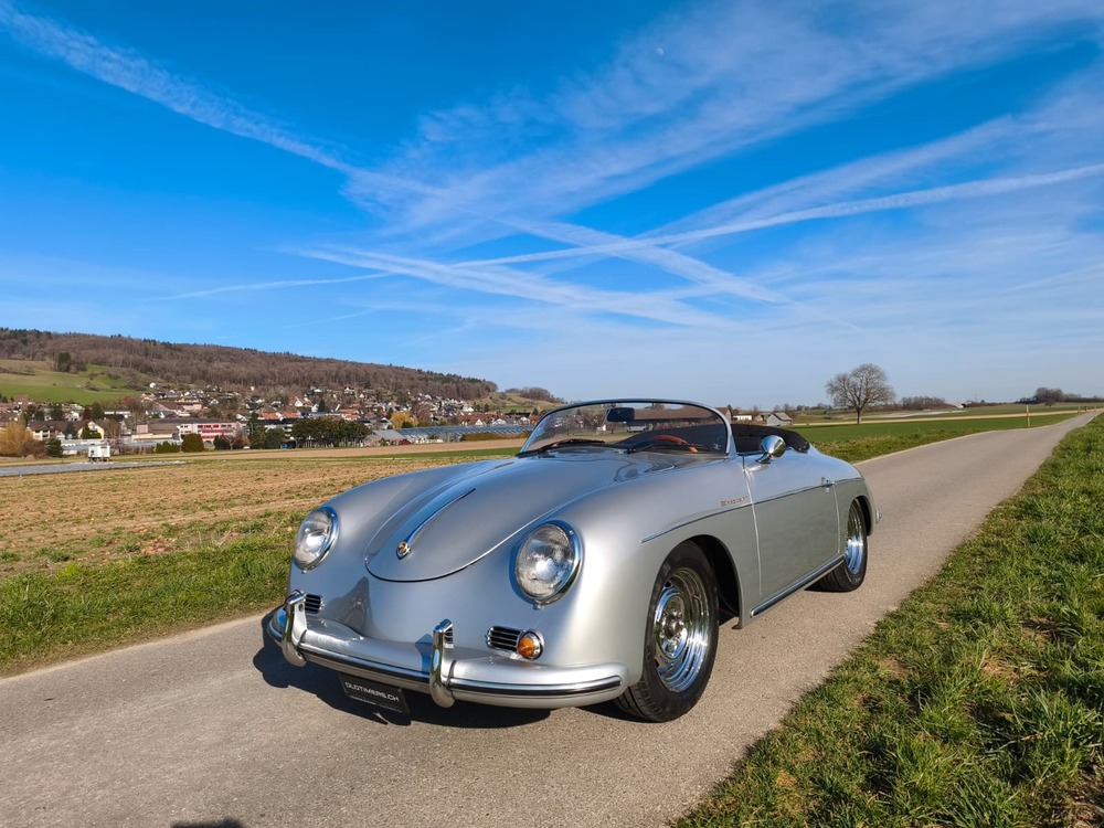 PORSCHE 356 Speedster Replica-image-0
