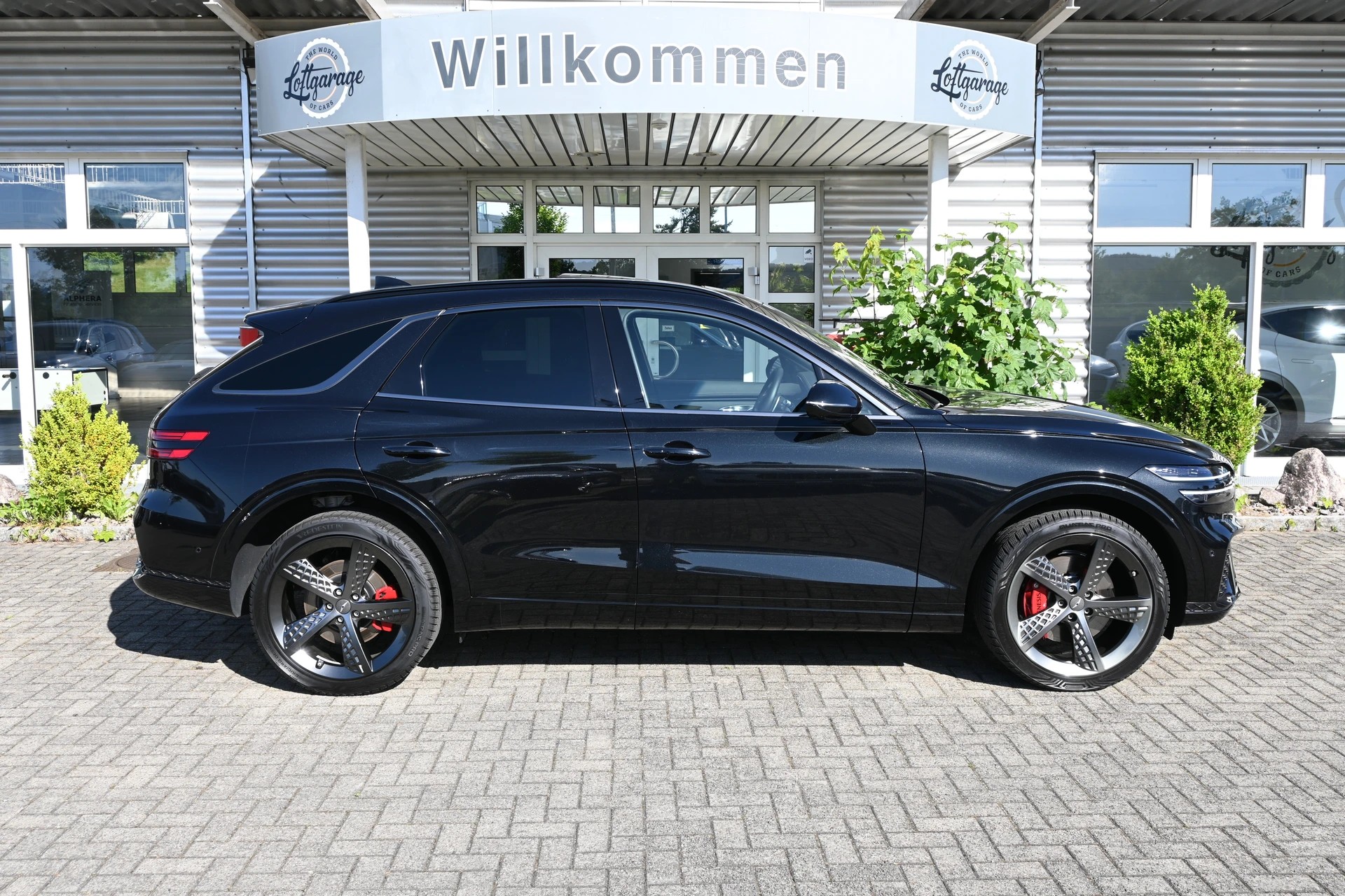 GENESIS GV70 2.2 CRDI Luxury Black Edition AT8 AWD 4X4 + Voll-Ausstattung-image-5