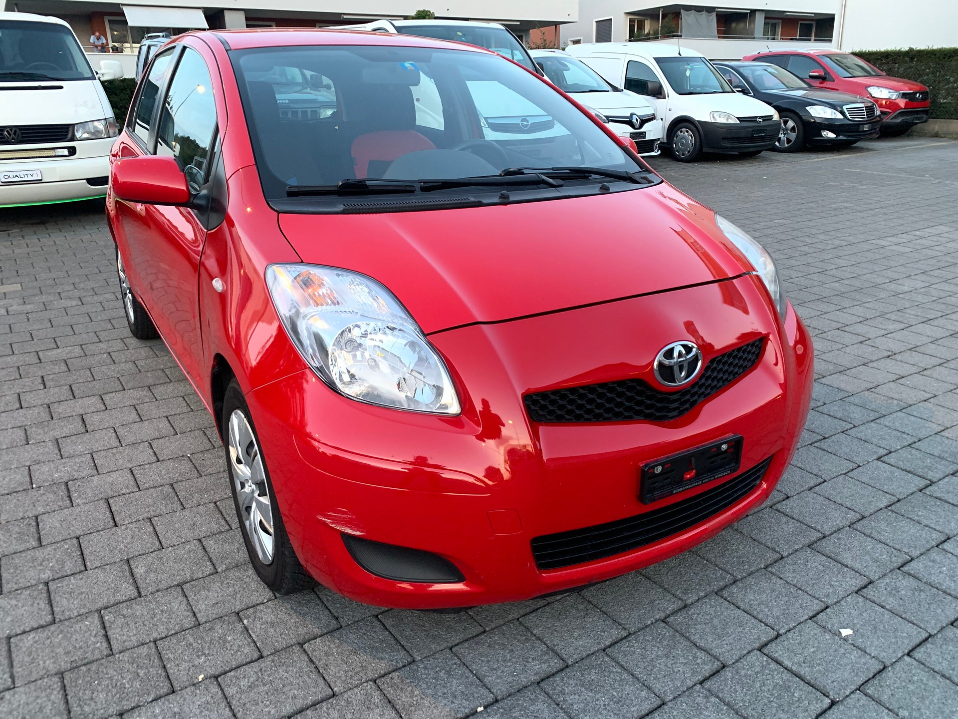 TOYOTA Yaris 1.33 Linea Sol-image-1