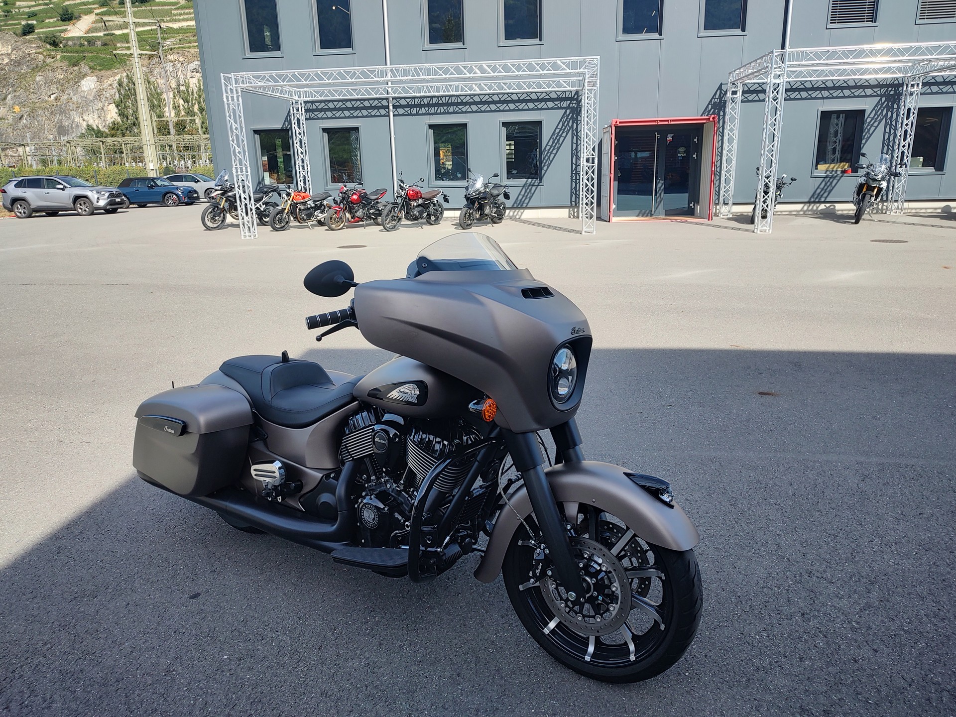INDIAN Chieftain Dark Horse-image-2