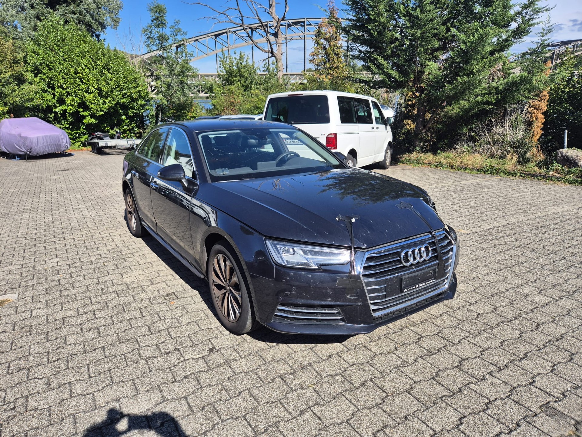 AUDI A4 2.0 TDI Limosine 150PS-image-0