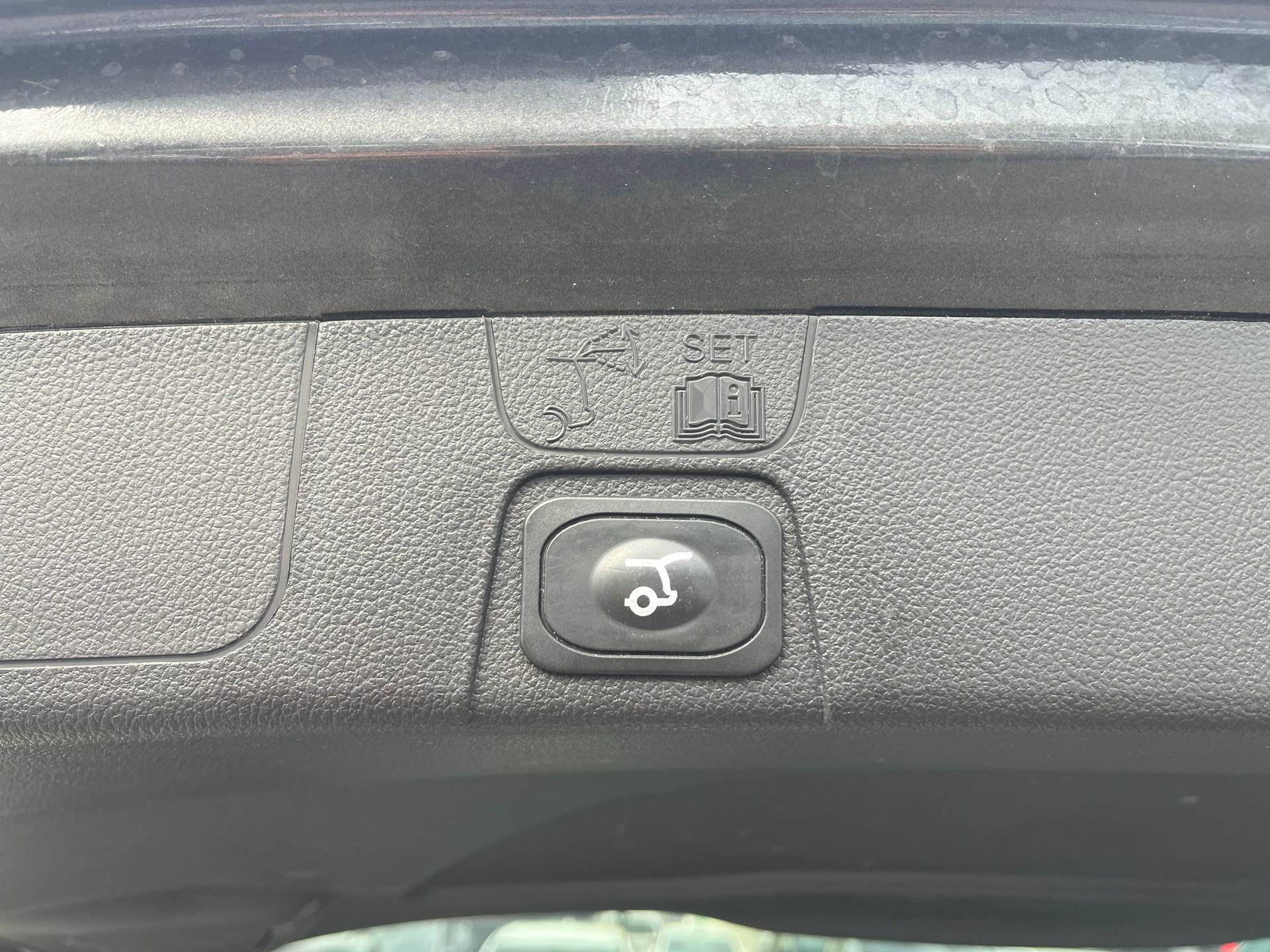FORD C-Max 1.5 SCTi Titanium Automat-image-15