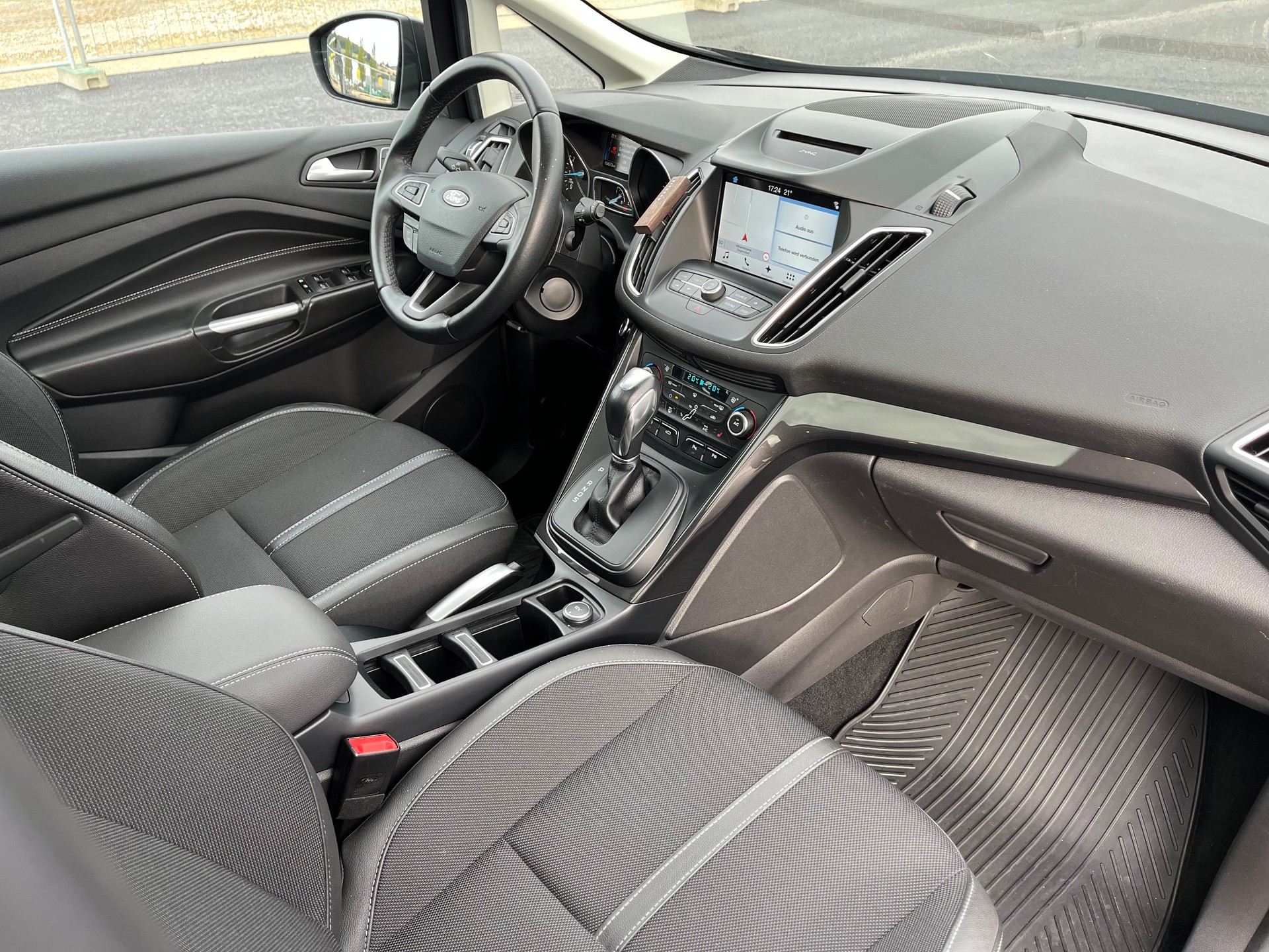 FORD C-Max 1.5 SCTi Titanium Automat-image-10