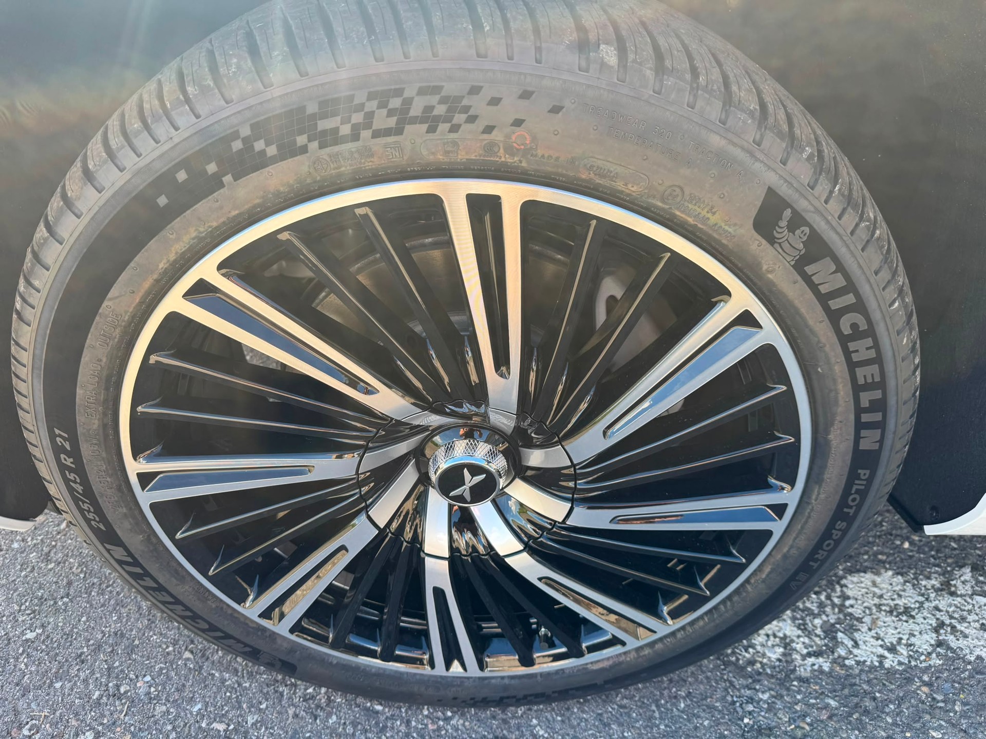 XPENG G9 93kWh Performance AWD-image-11