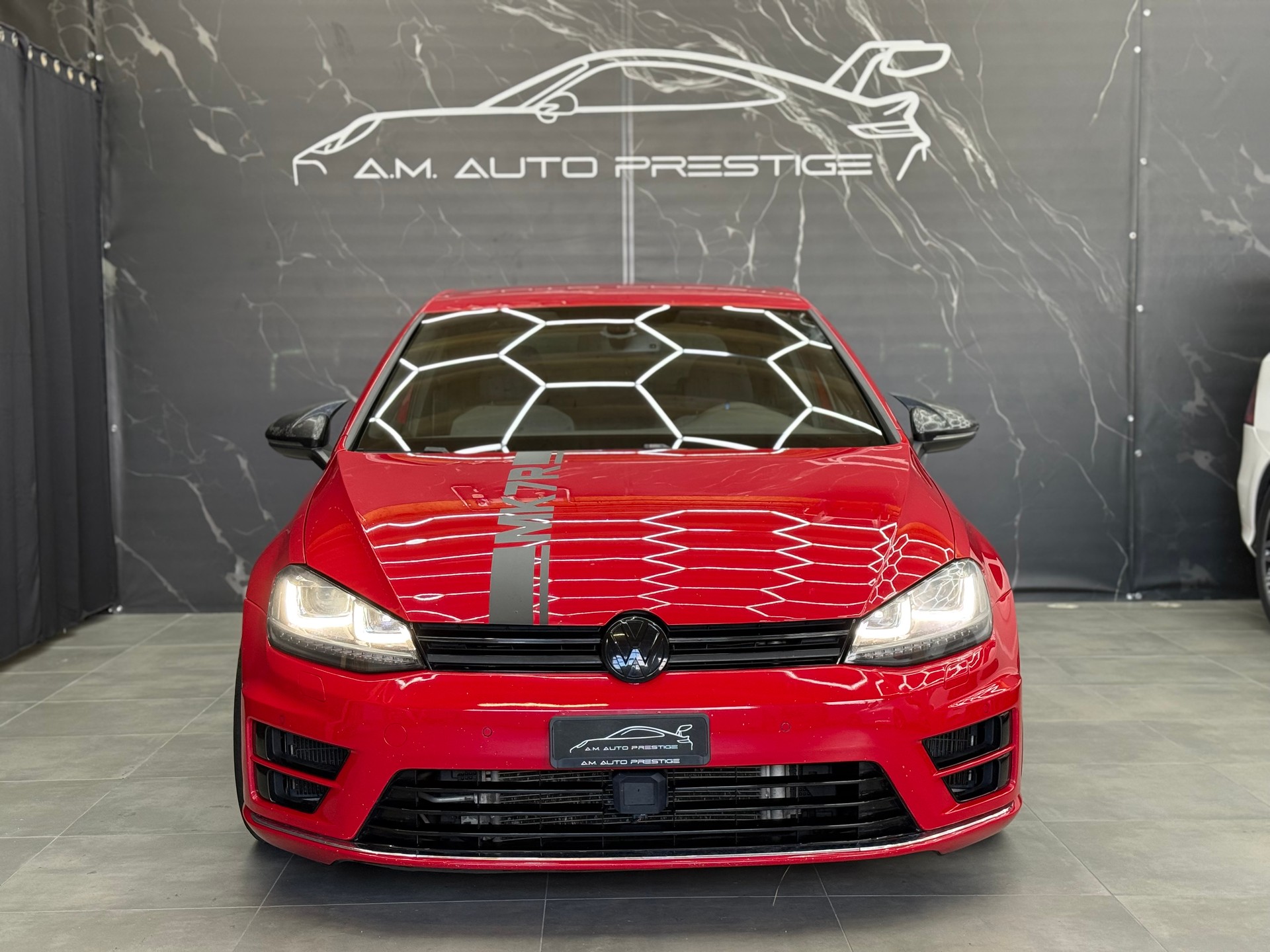 VW Golf 2.0 TSI R 4Motion DSG-image-1