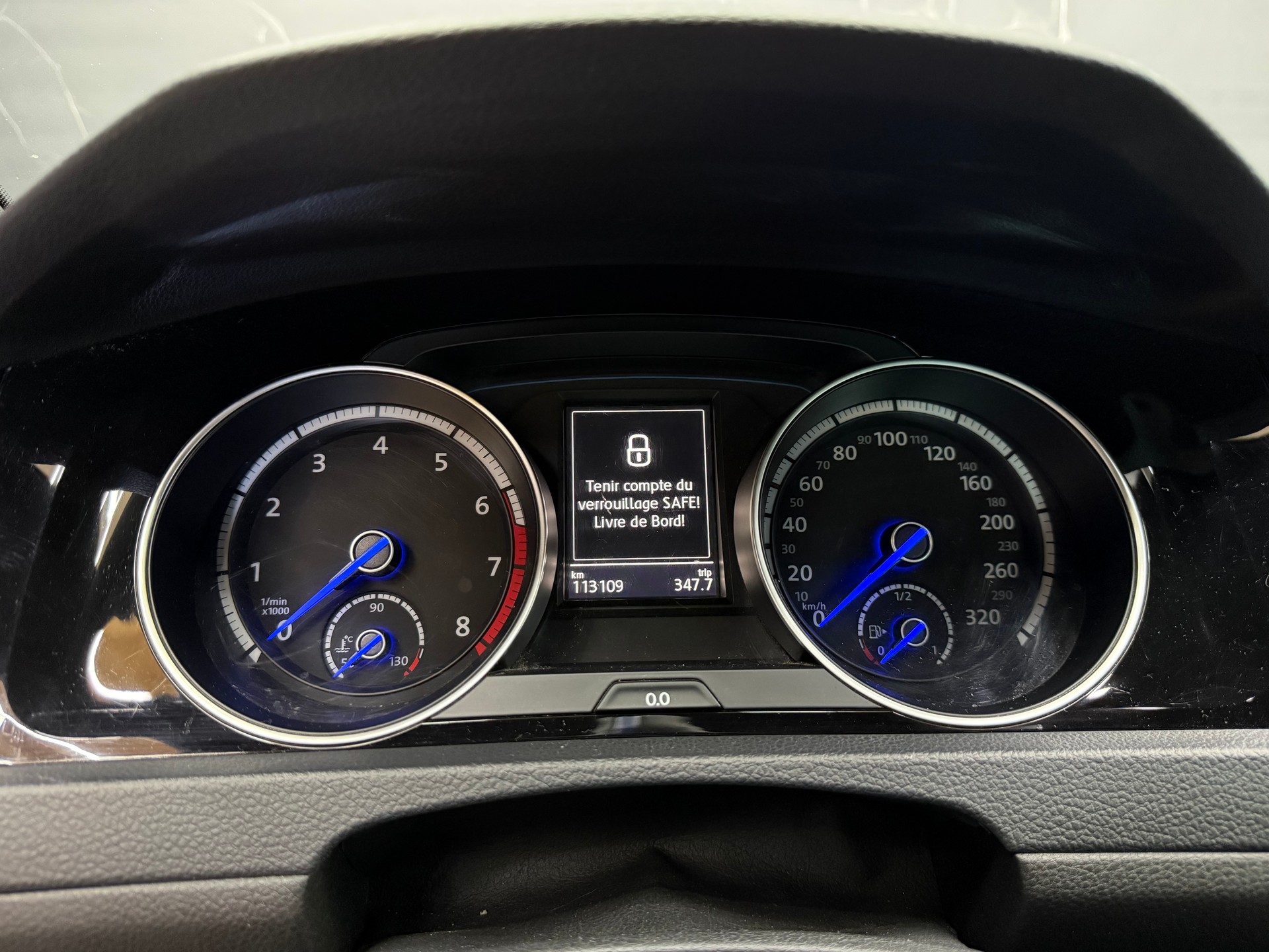 VW Golf 2.0 TSI R 4Motion DSG-image-12