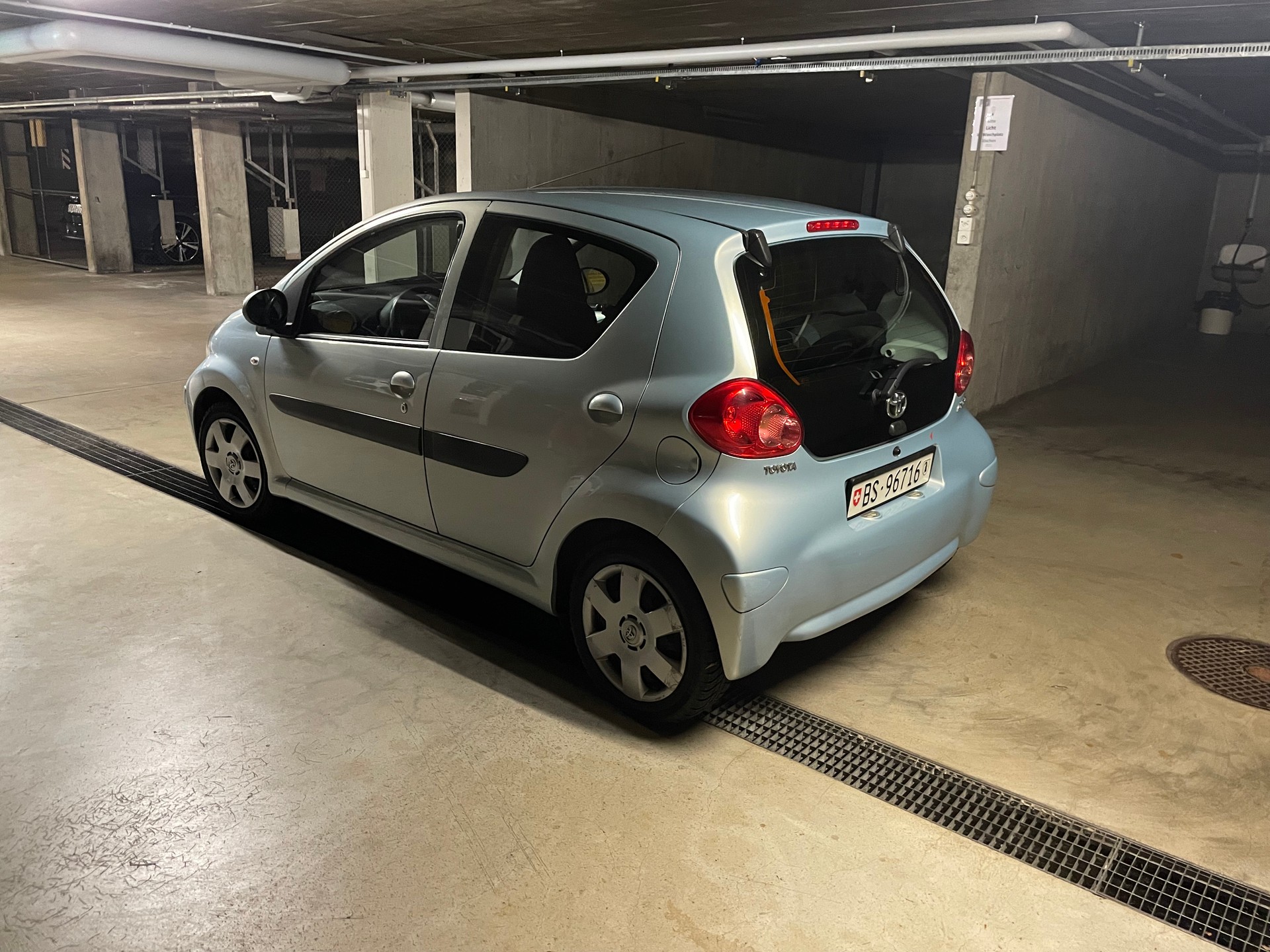 TOYOTA 1.0 VVT-i-image-1