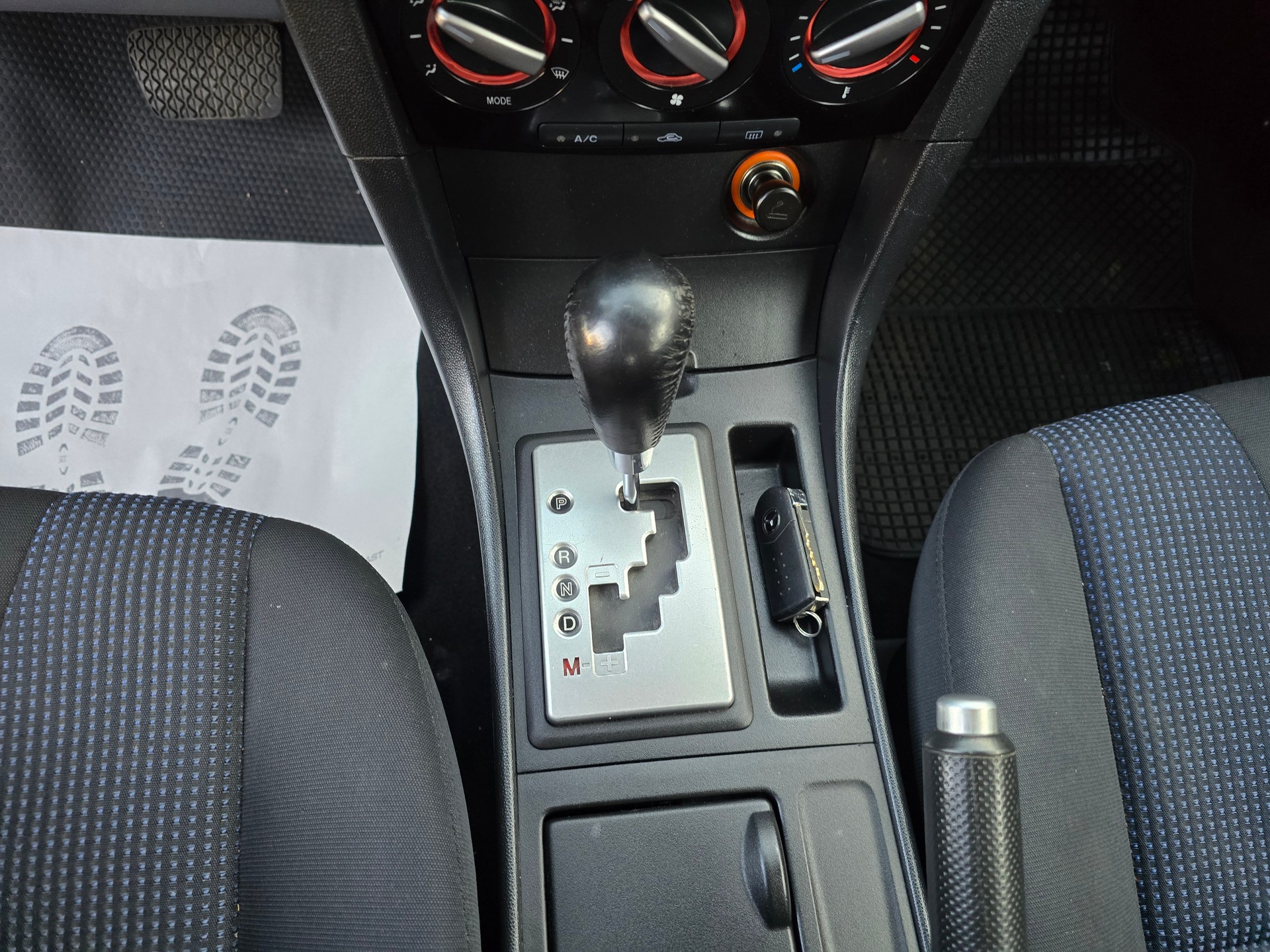 MAZDA 3 1.6 16V Confort-image-18