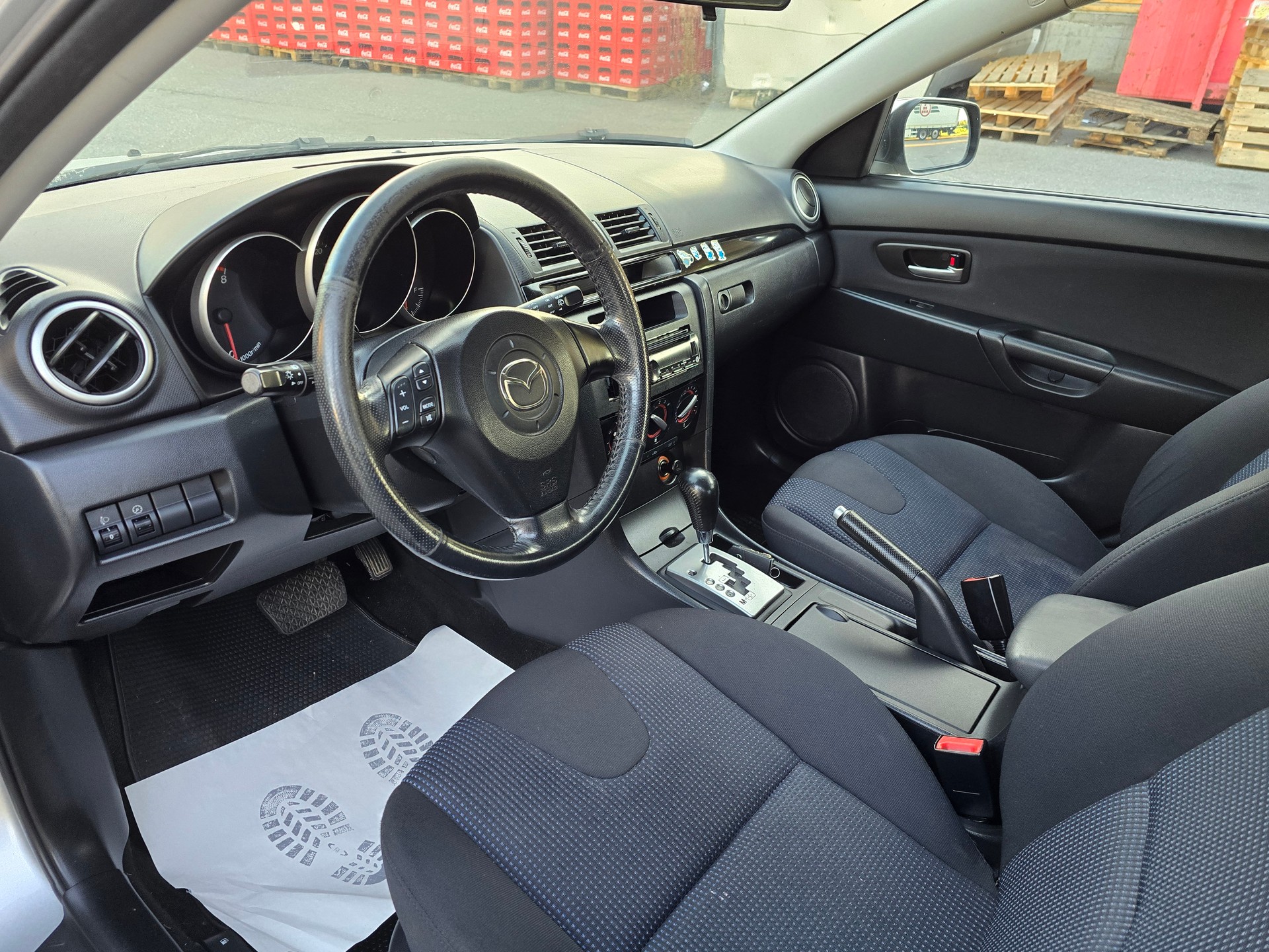 MAZDA 3 1.6 16V Confort-image-11