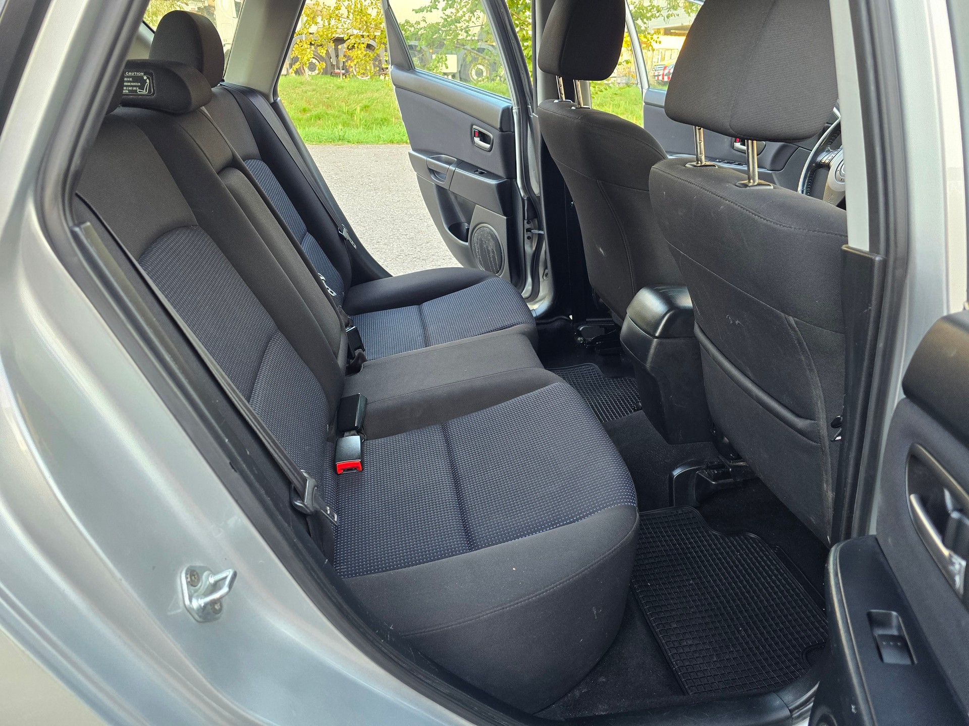 MAZDA 3 1.6 16V Confort-image-14