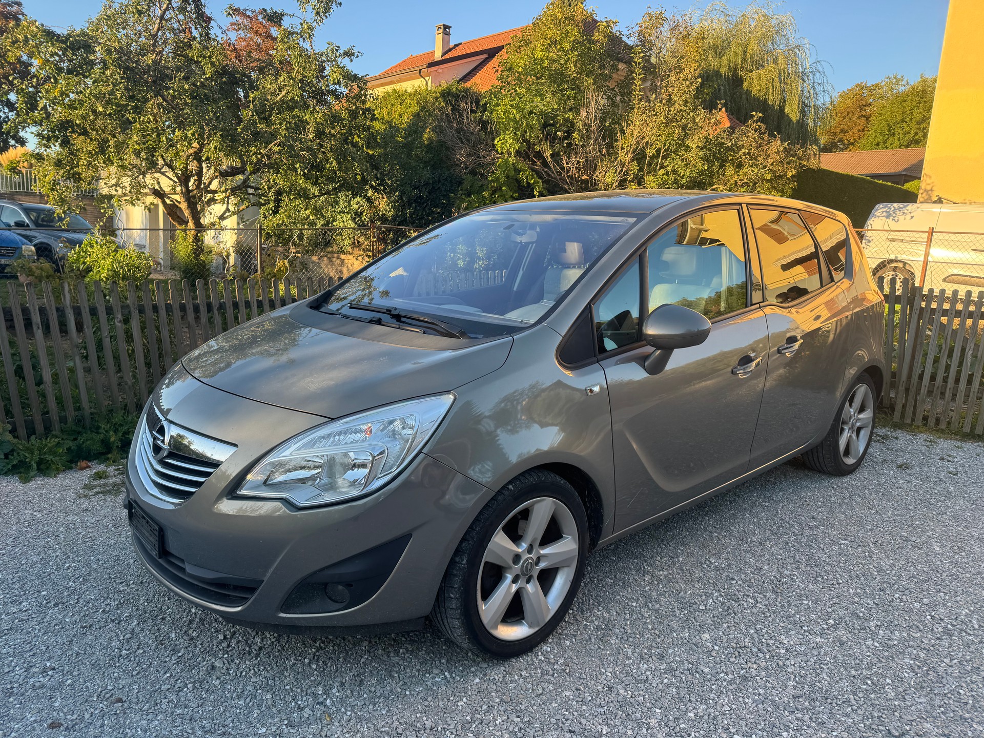 OPEL Meriva 1.4 Turbo Cosmo-image-0