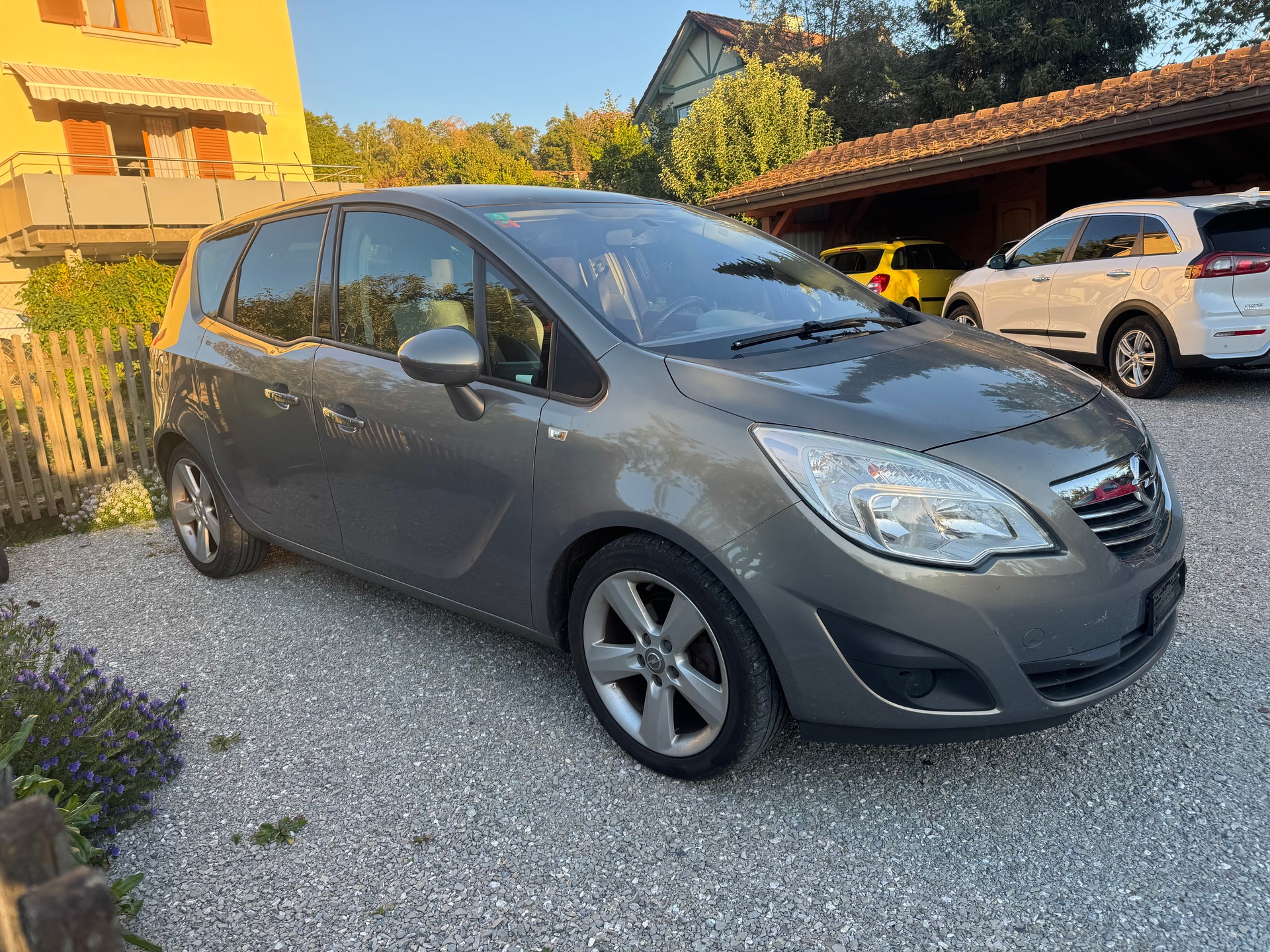 OPEL Meriva 1.4 Turbo Cosmo-image-3