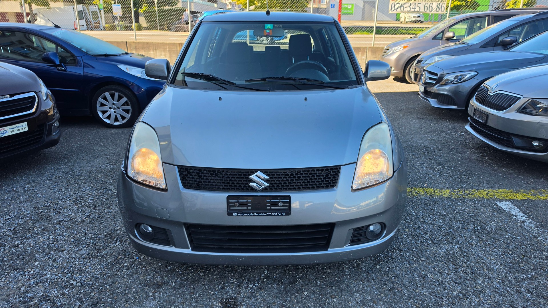 SUZUKI Swift 1.3i 16V GL-image-1