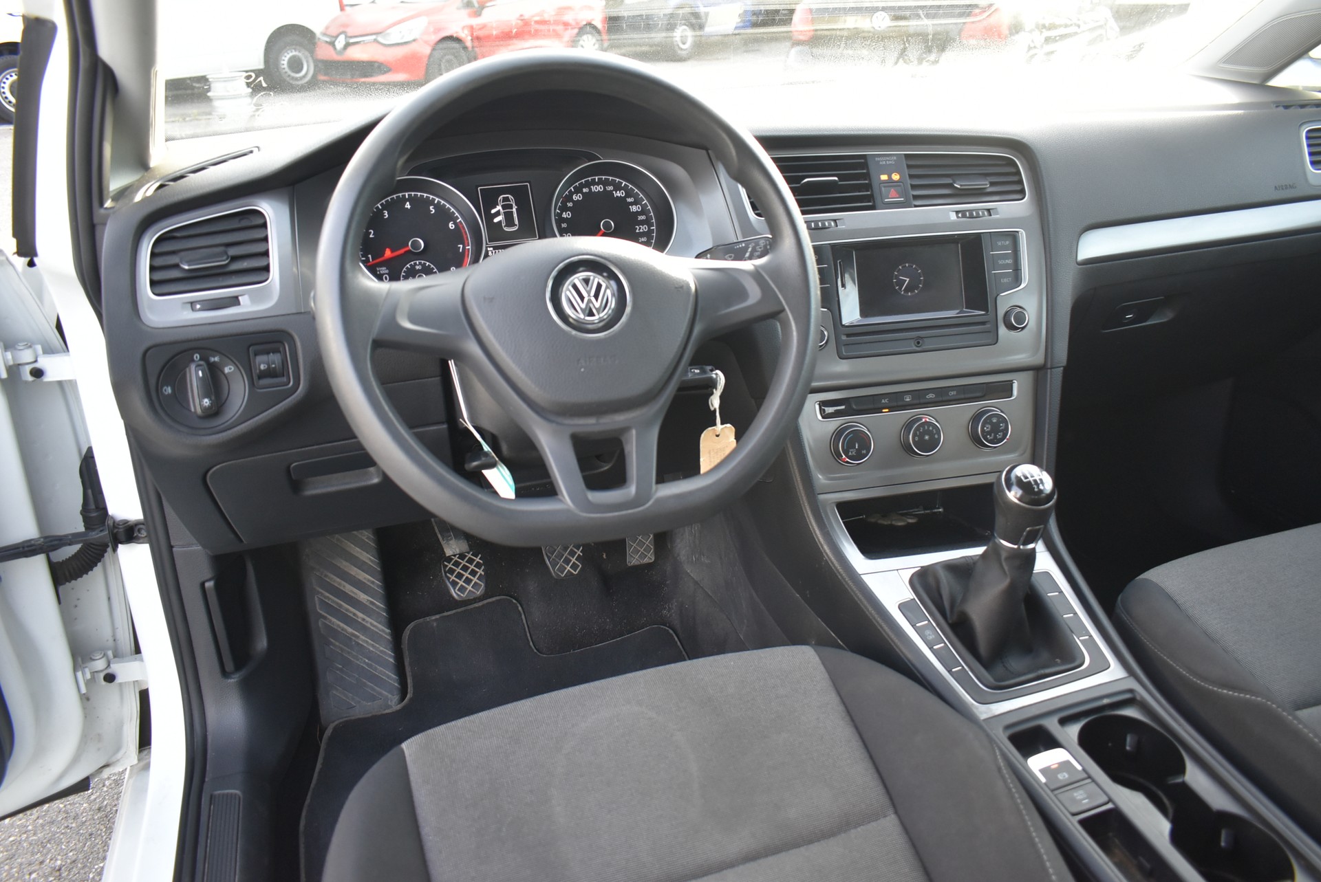 VW Golf 1.2 TSI Start-image-4