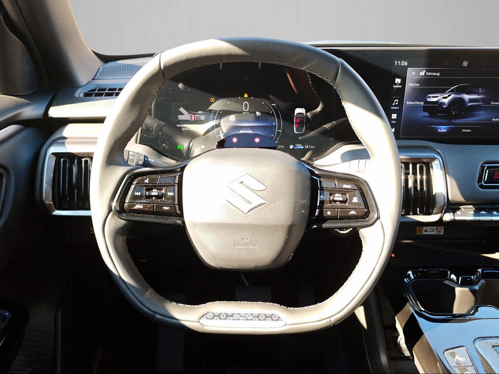 SUZUKI e Vitara Compact Top 4x4-image-11