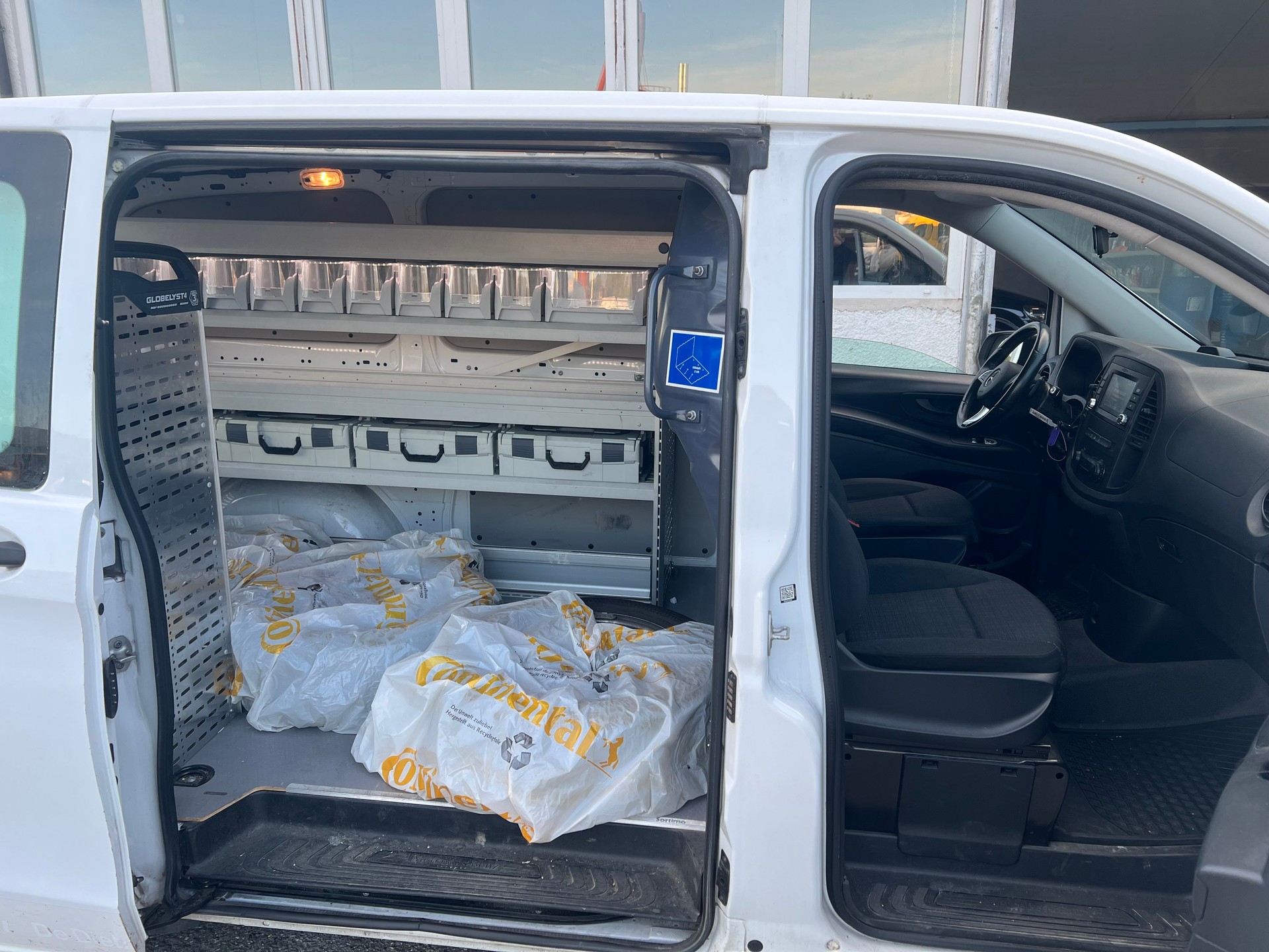 MERCEDES-BENZ Vito 114 CDI Lang Mixto L 4Matic 7G-Tronic-image-12
