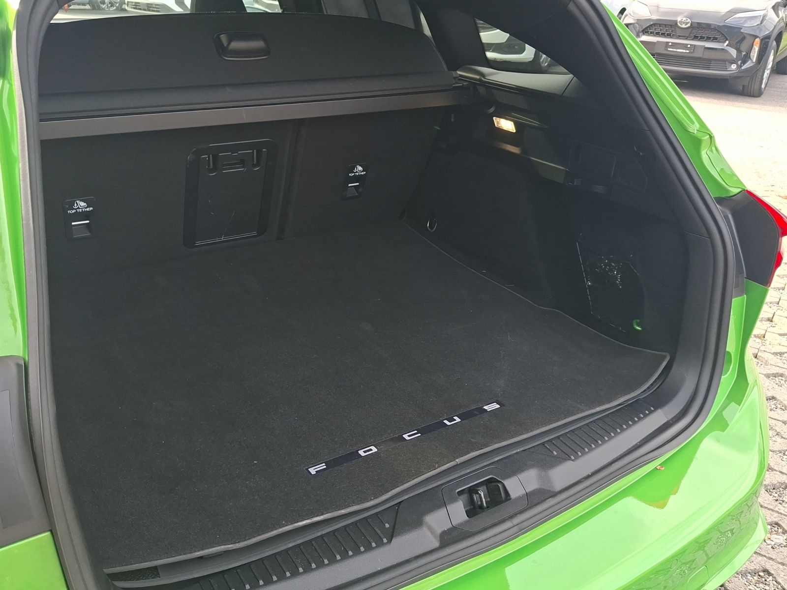 FORD Focus 2.3 ST X Automatique-image-9