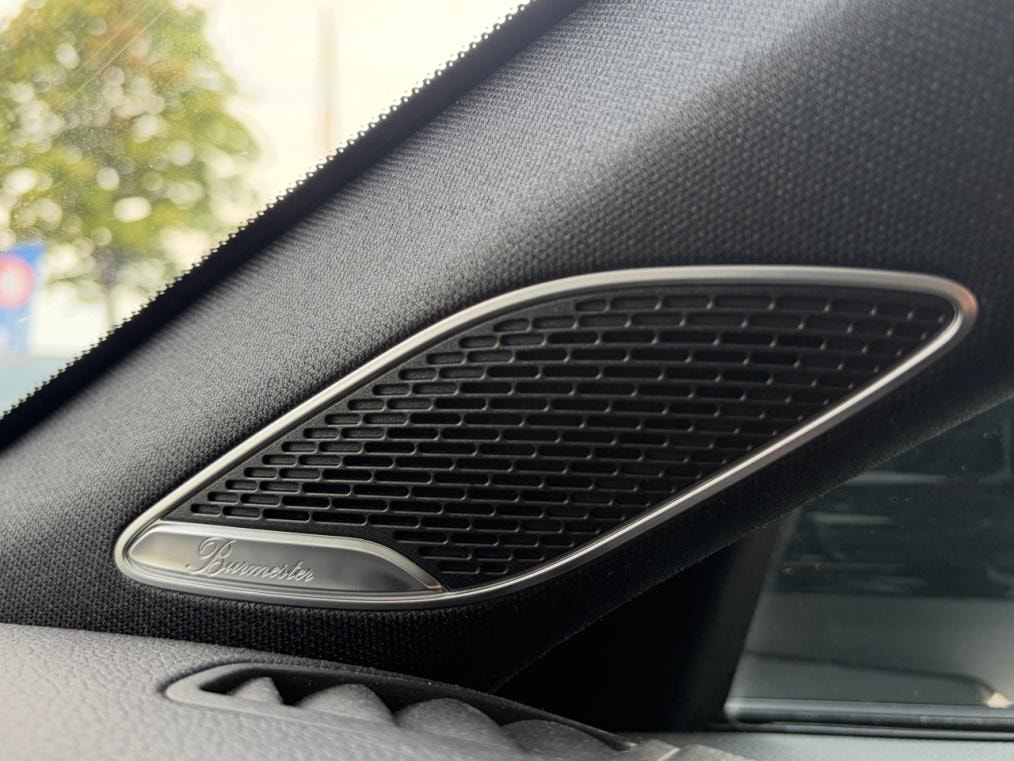 MERCEDES-BENZ CLA Shooting Brake 35 AMG 4Matic 7G-DCT-image-4