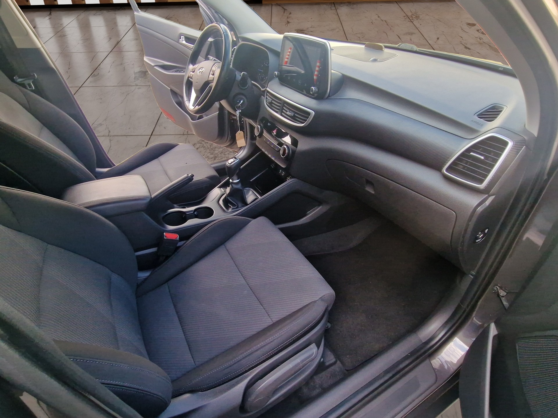 HYUNDAI Tucson 1.6 TGDI Origo 4WD-image-12