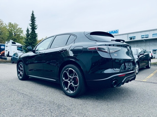 ALFA ROMEO Stelvio 2.0 Veloce Q4 AT8-image-4