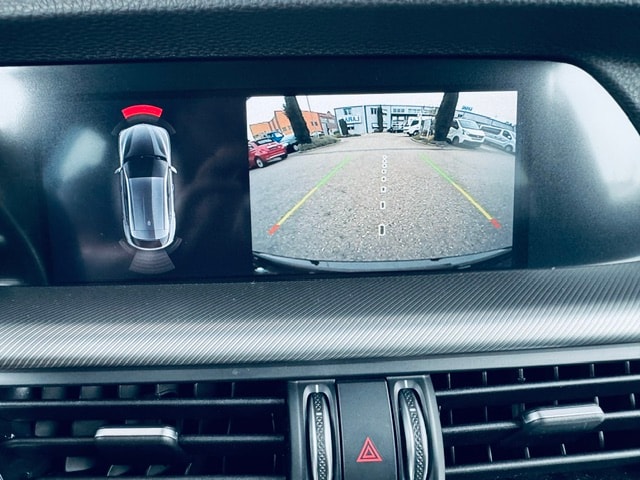 ALFA ROMEO Stelvio 2.0 Veloce Q4 AT8-image-5