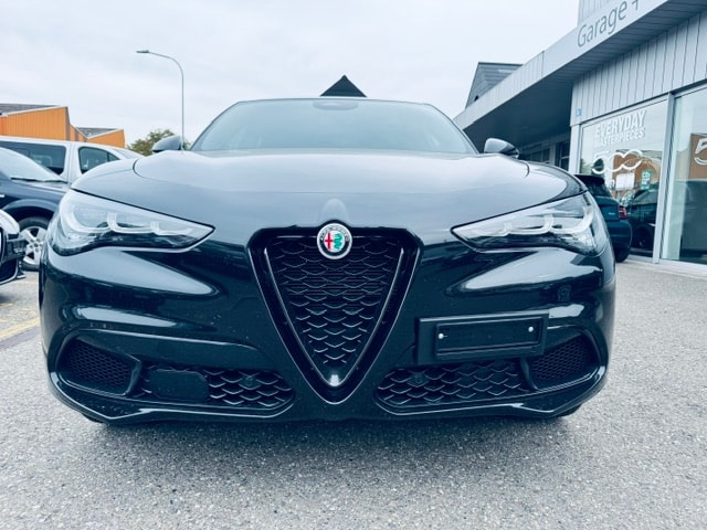 ALFA ROMEO Stelvio 2.0 Veloce Q4 AT8-image-3