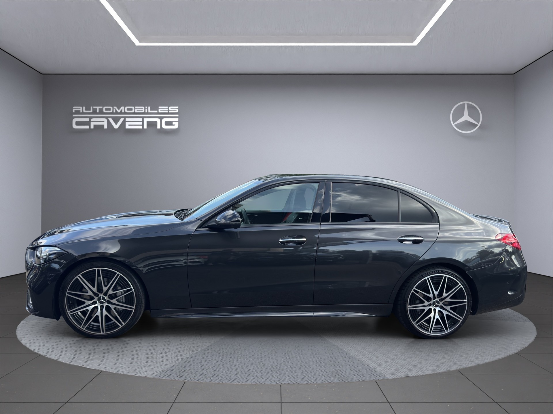 MERCEDES-BENZ C 43 AMG 4 Matic-image-1