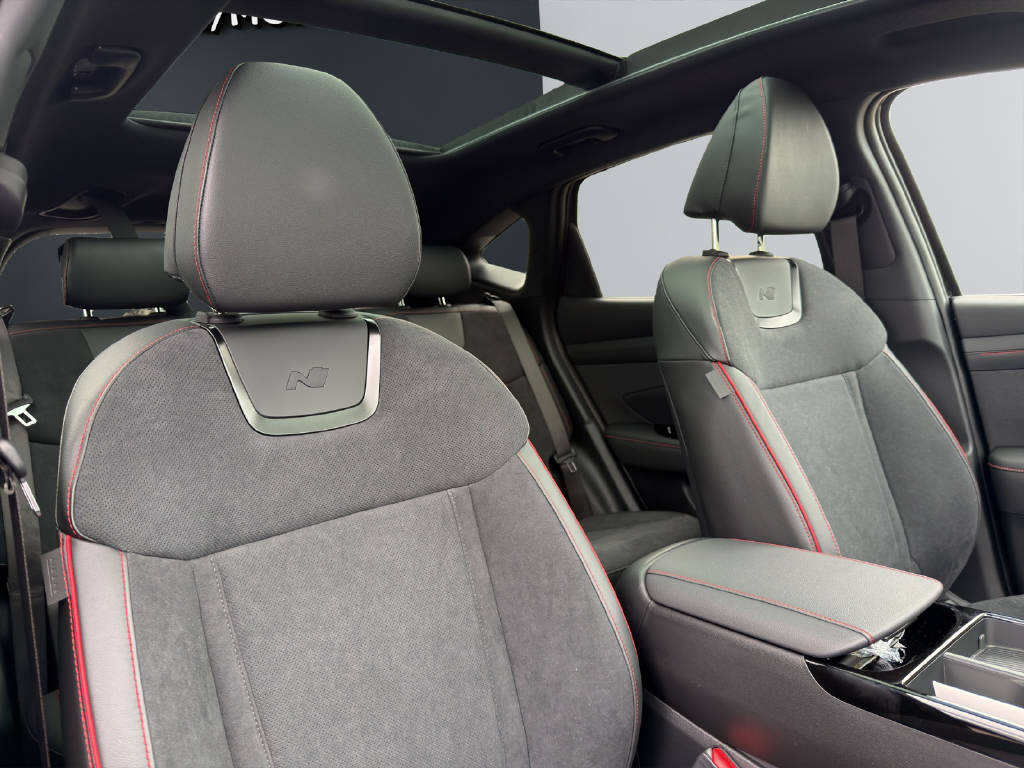 HYUNDAI Tucson 1.6 T-GDi PHEV N-Line 4WD-image-12