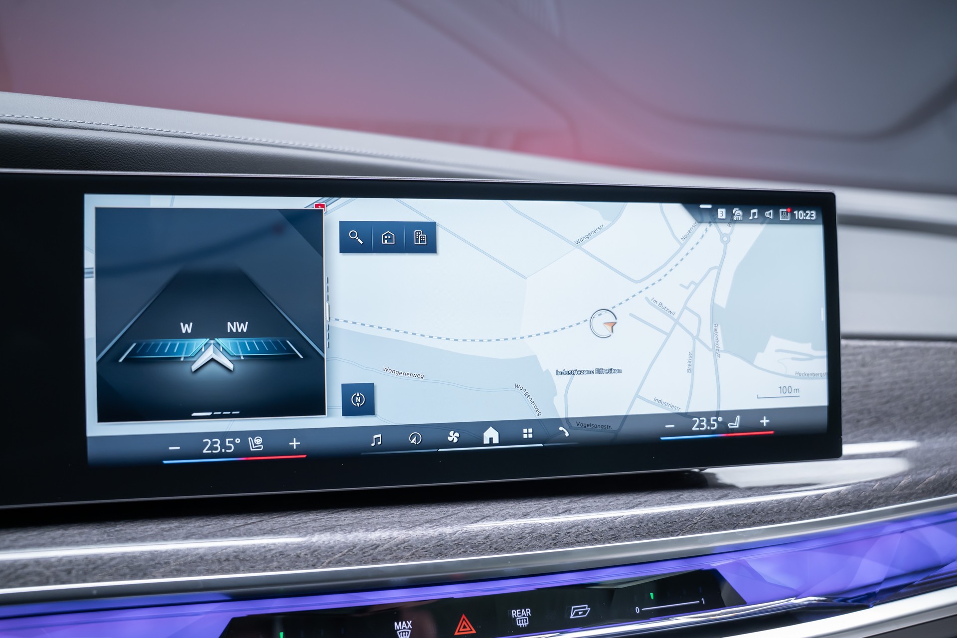 BMW 740d xDrive M Sport / Iconic Glow / Sky Lounge-image-28