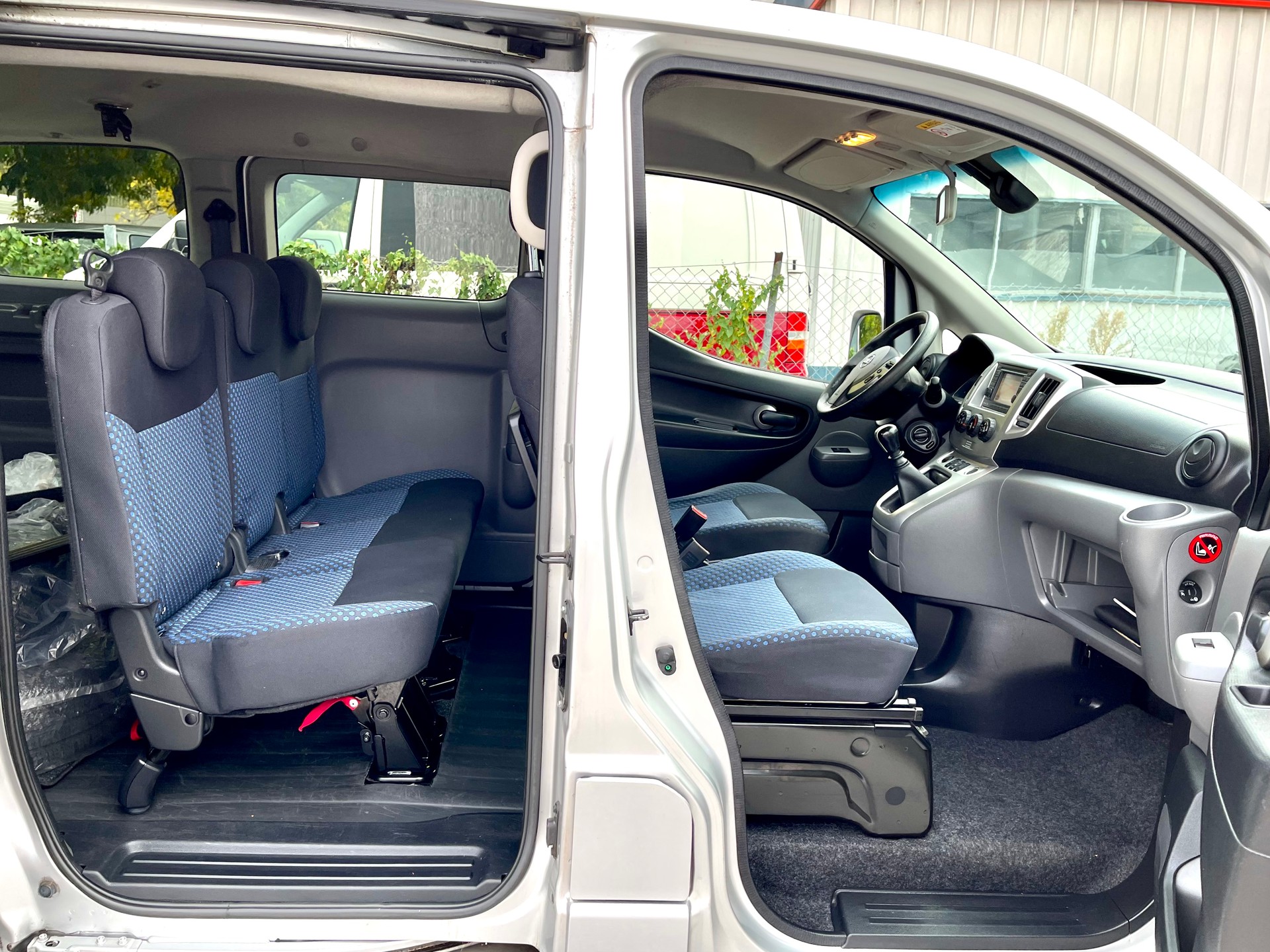 NISSAN NV200 1.5 dCi 110 Evalia Tekna-image-18