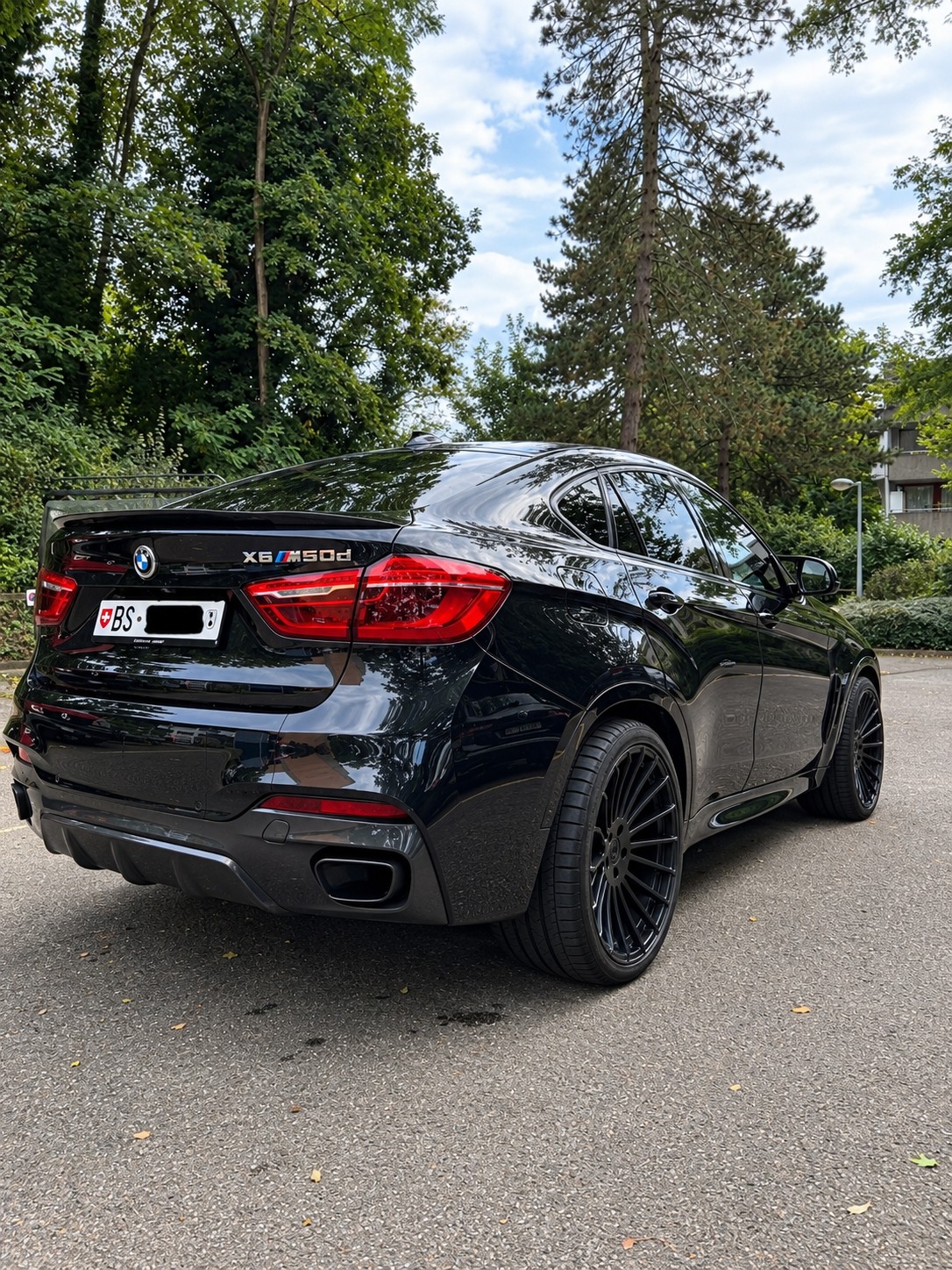 BMW X6 M50d-image-2