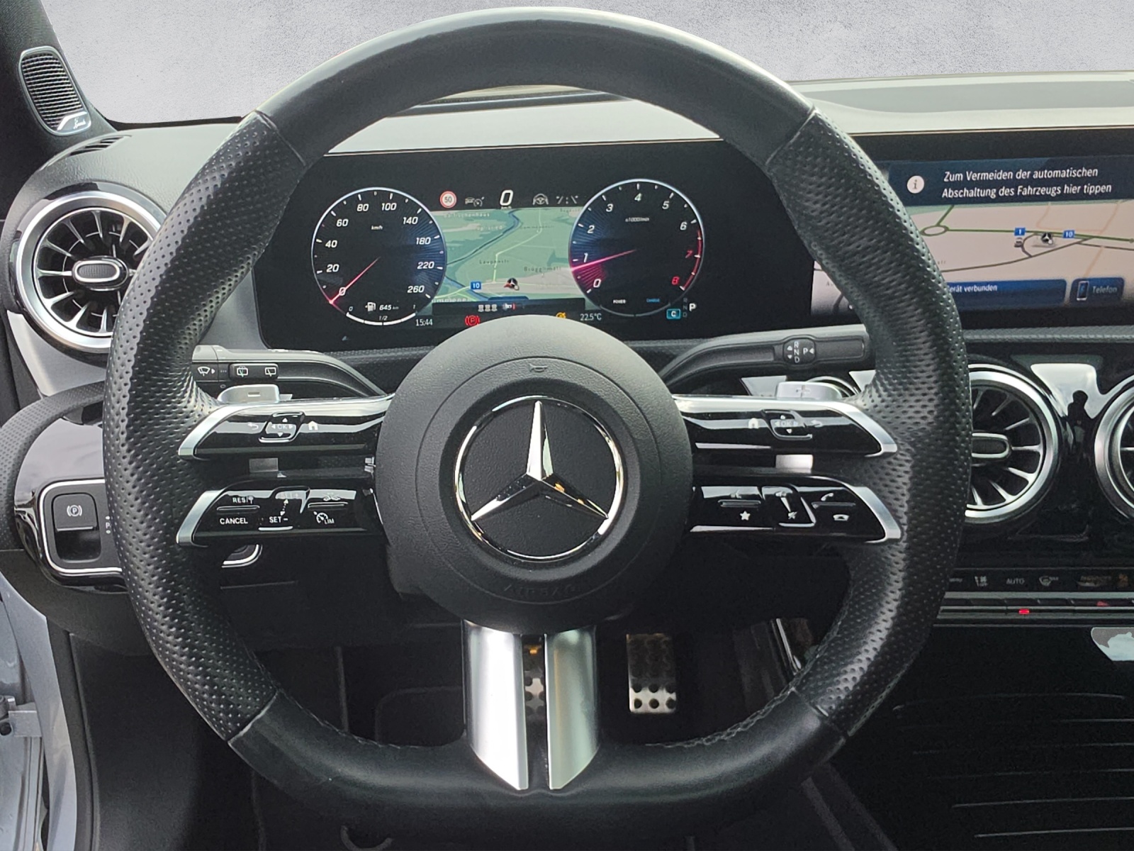 MERCEDES-BENZ A 250 4Matic AMG LINE 8G-DCT-image-11
