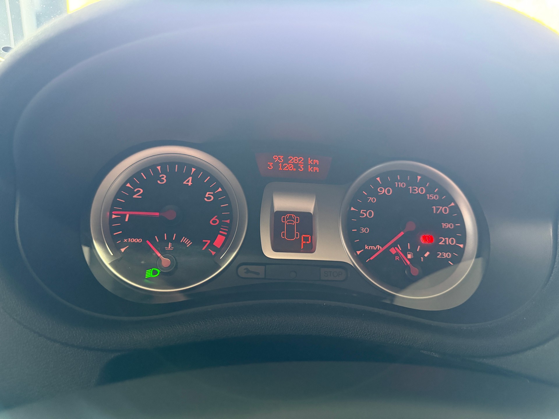 RENAULT Clio Grandtour 1.6 16V Exception Automatic inkl. Garantie-image-9