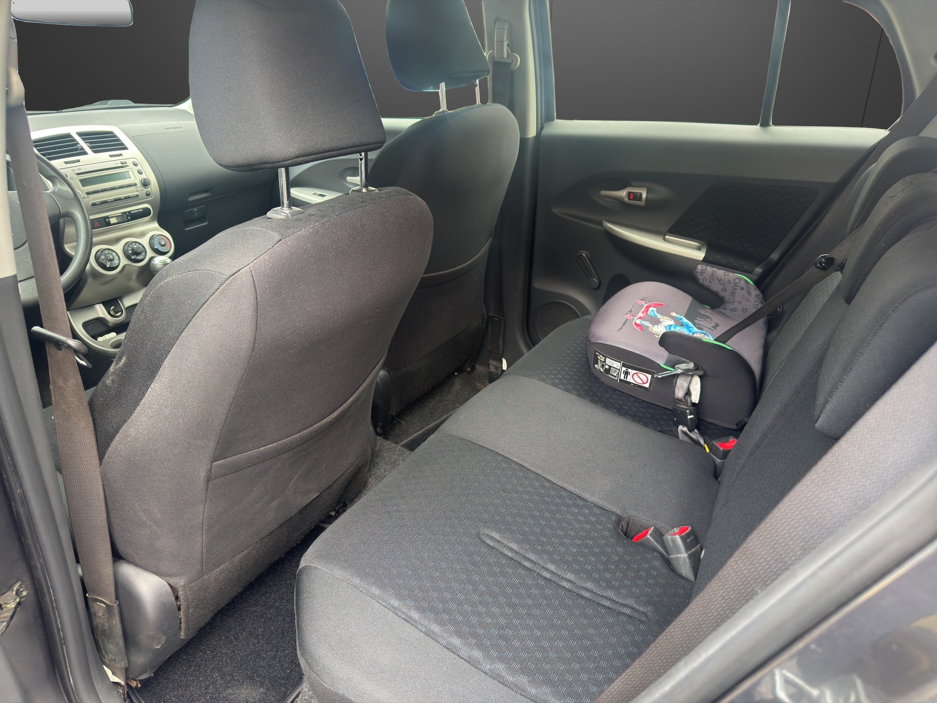 TOYOTA UrbanCruiser 1.4 D-4D Linea Terra 4WD-image-8
