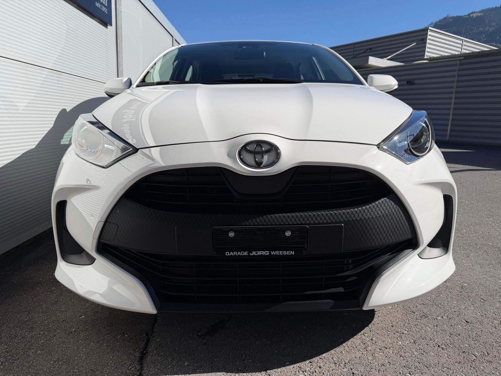 TOYOTA Yaris 1.5 VVT-iE Comfort-image-1