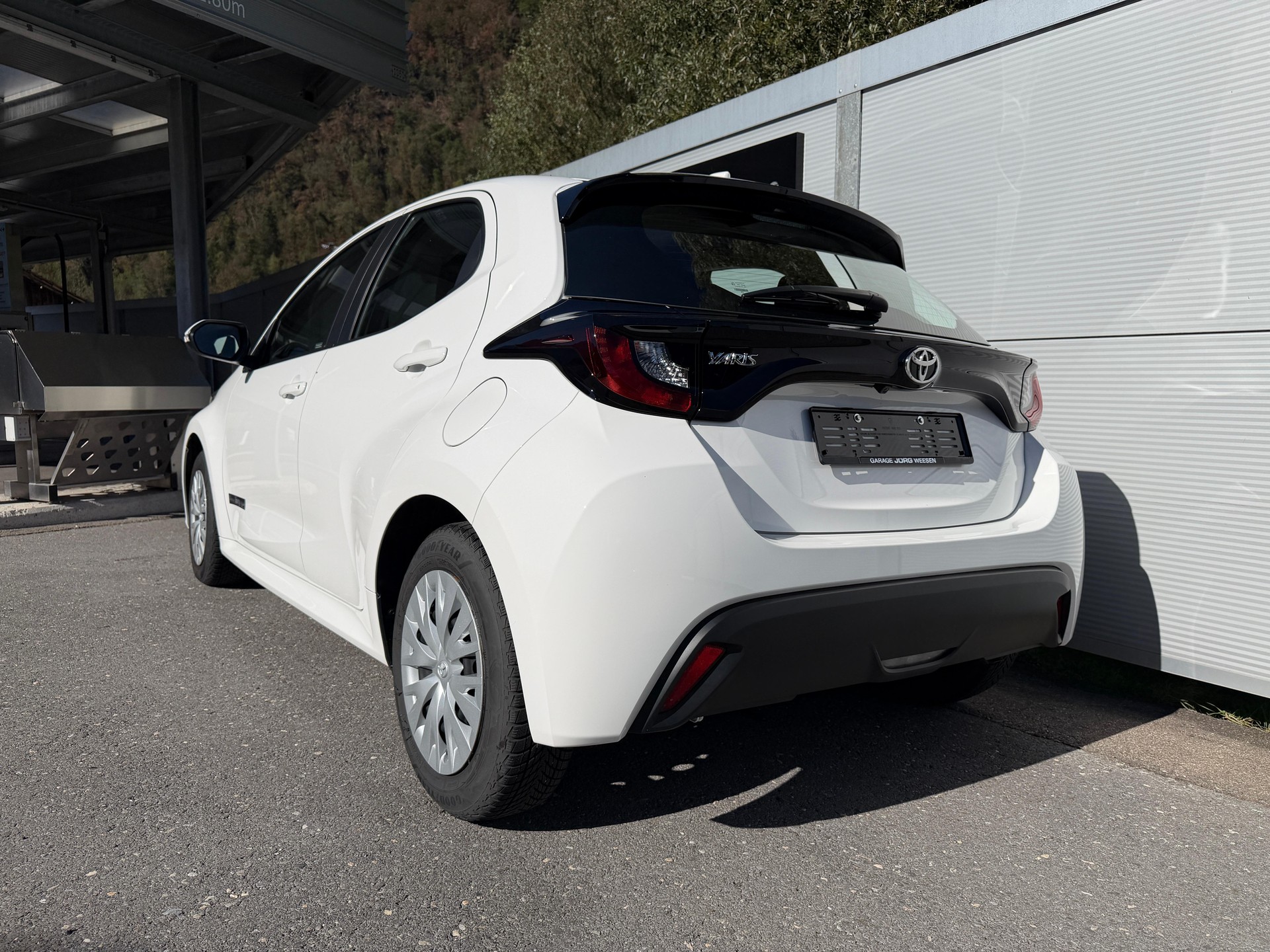 TOYOTA Yaris 1.5 VVT-iE Comfort-image-3